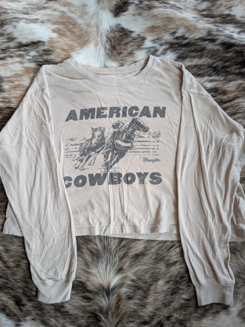 Wrangler Cream 'American Cowboys' Cropped Long Sleeve